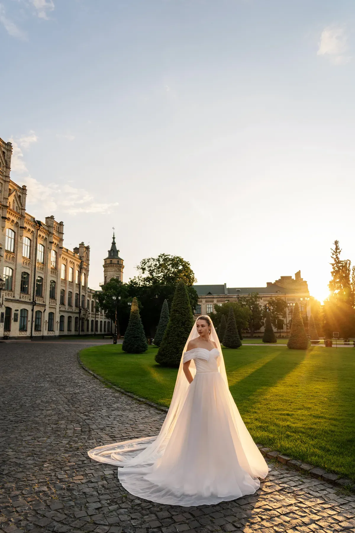 Elena de JJ Bridal (foto 1)