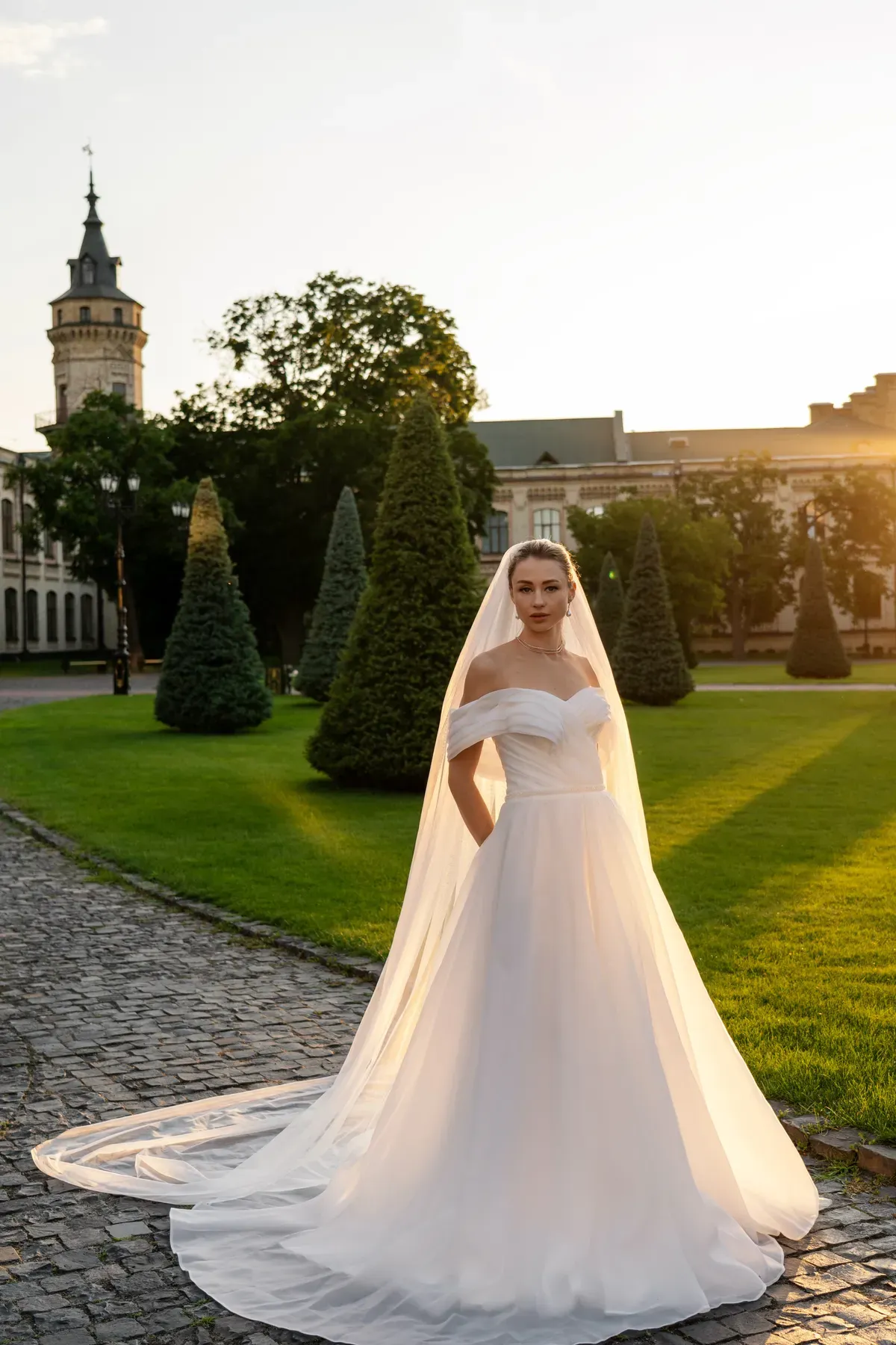 Elena de JJ Bridal (foto 3)